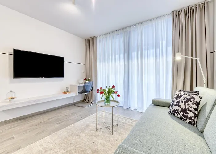 Hica Apartments La Linea Studio Apt With Balcony